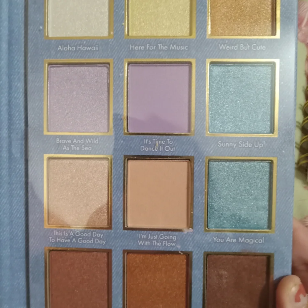 NWOT Disney Stitch Eyeshadow Palette